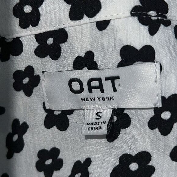 OAT NEW YORK Black White Daisy Print Boxy Blouse-S - Picture 8 of 10